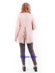 Кофта цвета пудры с гипюровой отделкой подола