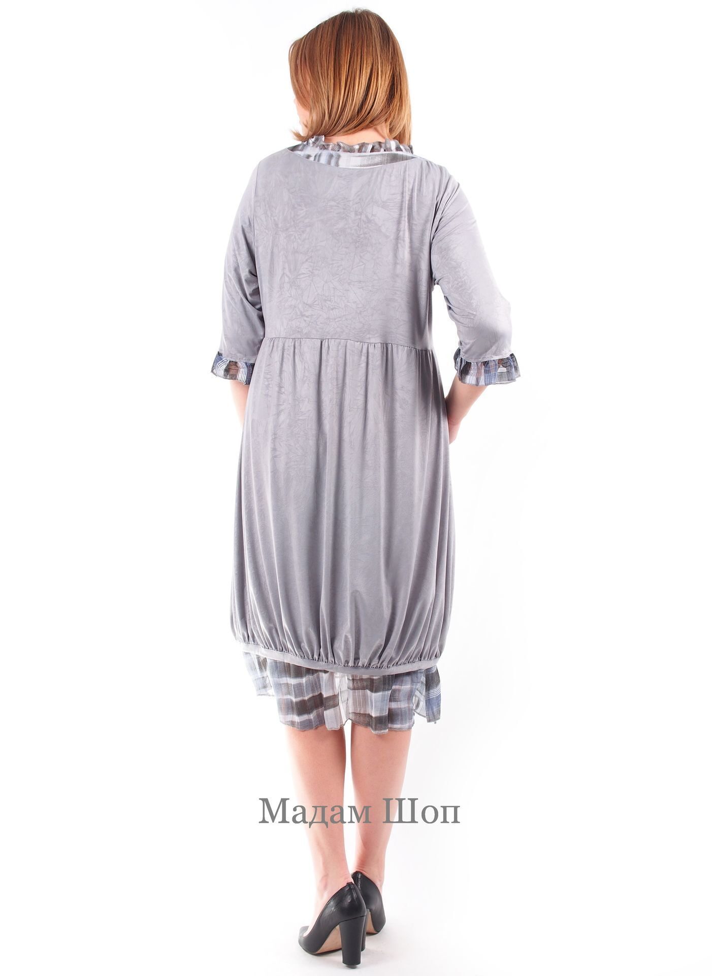 2-серебристо-серое платье на перламутровых пуговицах